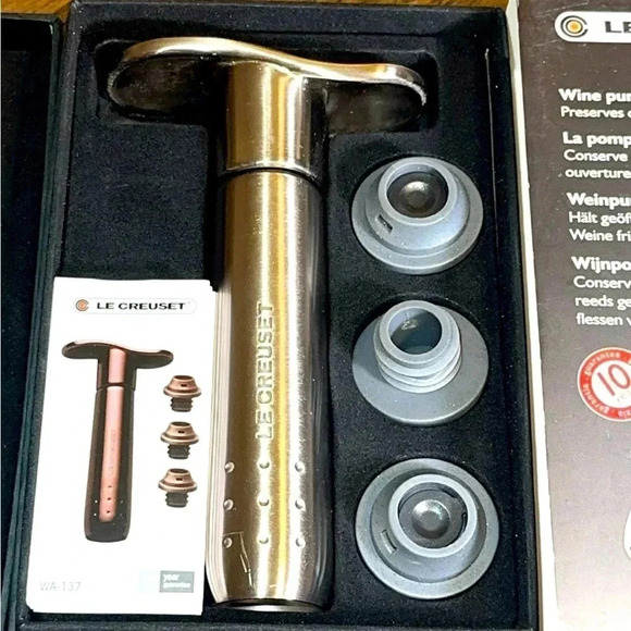 NWT Le Creuset WA-137AS Metal Wine Pump Preserves Open Wine (Stainless Steel) - Picture 5 of 11
